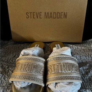 Steve Madden Shimmering Gold Slides